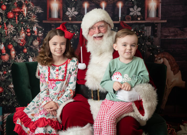 Gallery photo 3 of Santa Scott of Tennessee