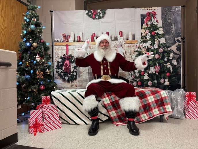 Gallery photo 3 of Santa Scott P