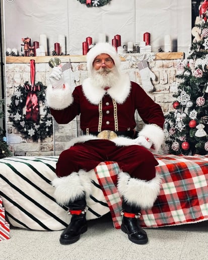 Gallery photo 6 of Santa Scott P