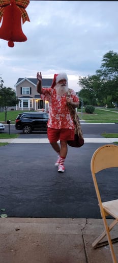 Gallery photo 8 of Santa Scott