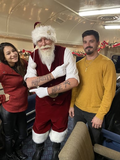 Gallery photo 10 of Santa Shannon