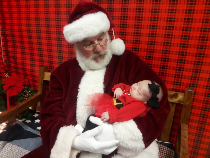 Gallery photo 6 of Santa Shawn