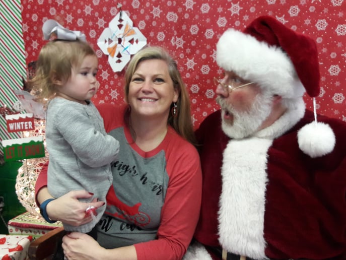 Gallery photo 9 of Santa Shawn