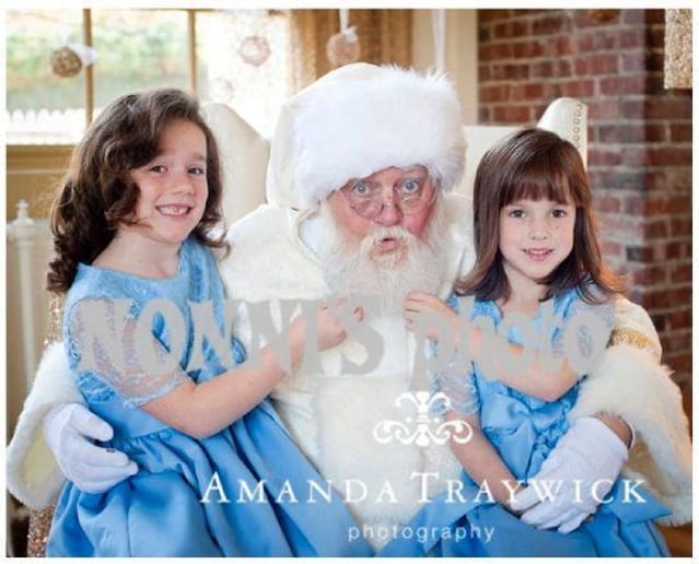 Gallery photo 10 of Santa Steve, The Singing Santa