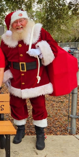 Gallery photo 2 of Santa Skipper