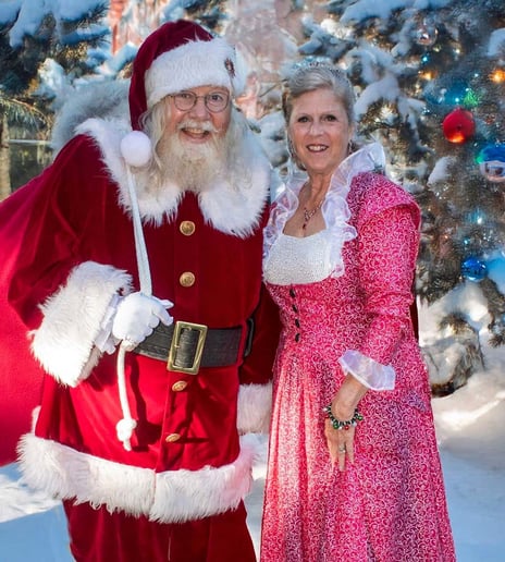 Gallery photo 2 of Santa Skipper & Mrs Claus Rainy