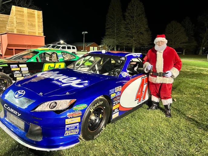 Gallery photo 3 of Santa Smith