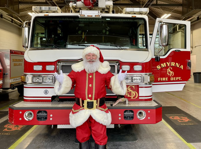 Gallery photo 26 of Santa Smith & Minty the Elf