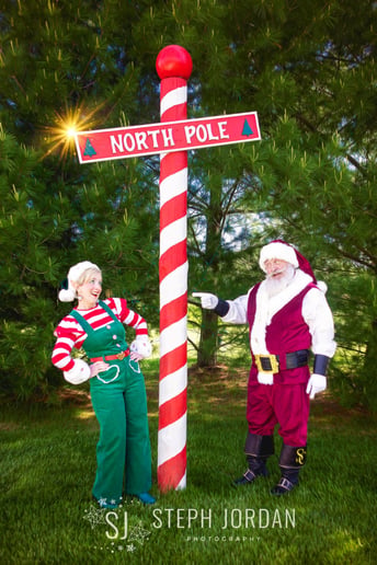 Gallery photo 7 of Santa Smith & Minty the Elf