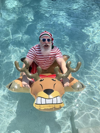 Gallery photo 19 of Santa Smith & Minty the Elf