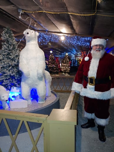 Gallery photo 11 of Santa Michael