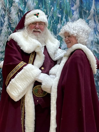 Gallery photo 1 of Santa Stephen
