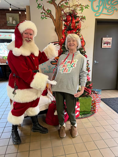 Gallery photo 4 of Santa Stephen