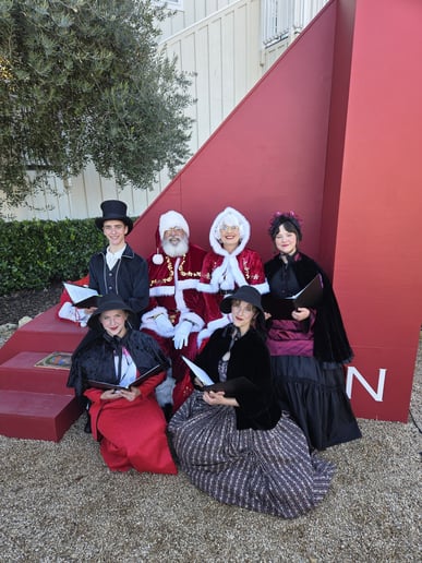 Gallery photo 15 of Santa Steve and Helpers