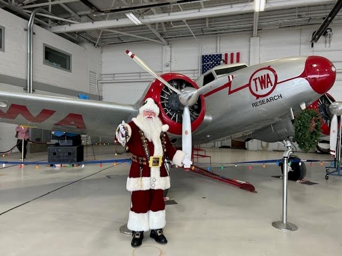 Gallery photo 7 of Santa Steve