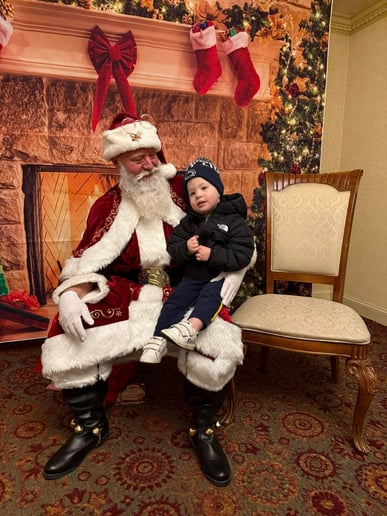 Gallery photo 1 of Santa Steve