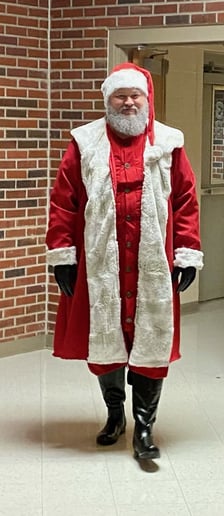 Gallery photo 1 of Santa Aron - The Big Man