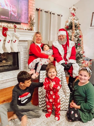 Gallery photo 4 of Santa Aron - The Big Man