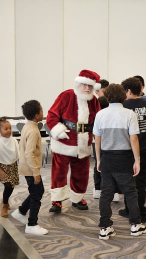 Gallery photo 8 of Santa T
