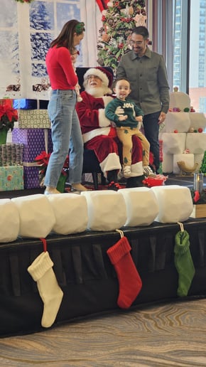 Gallery photo 9 of Santa T