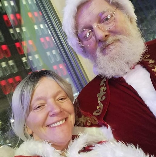 Gallery photo 10 of Thomas the indy santa