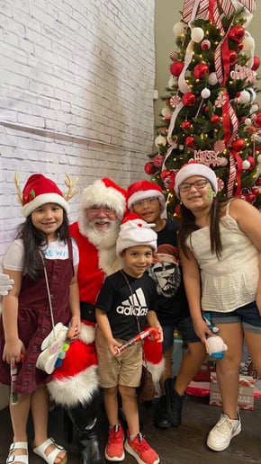 Gallery photo 4 of Santa the Big Guy