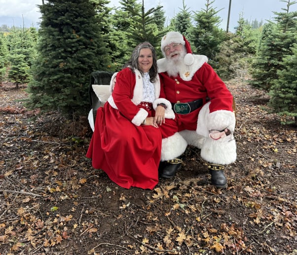 Gallery photo 2 of Santa Thom