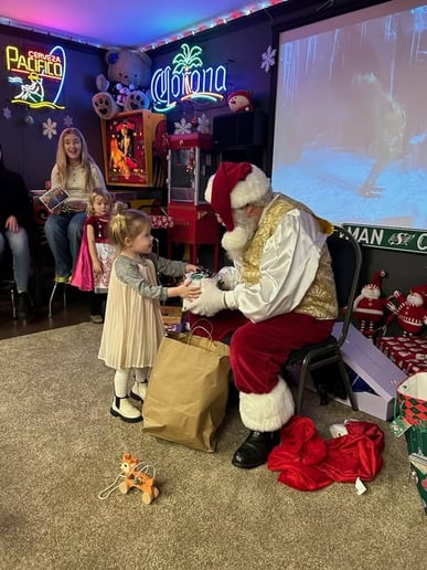Gallery photo 1 of Santa Tim