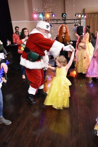 Gallery photo 4 of Santa Tim