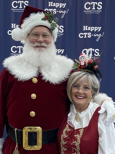 Gallery photo 8 of Santa Time