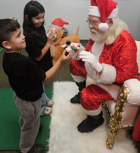 Gallery photo 9 of Santa Tom