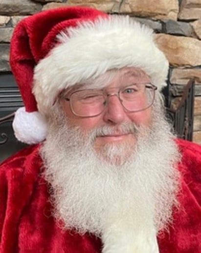 Gallery photo 4 of Santa Tom