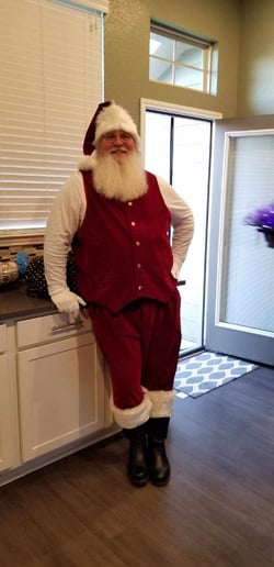 Gallery photo 1 of Santa Tom