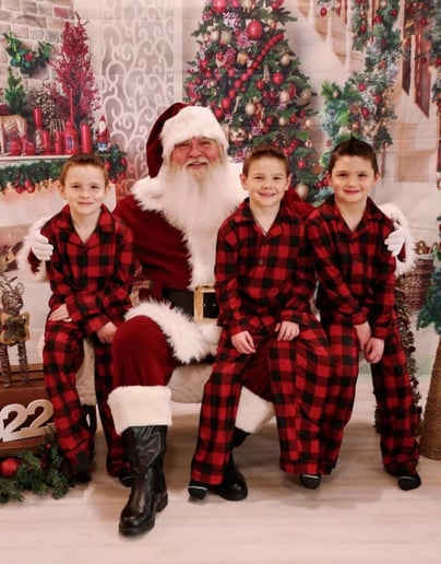 Gallery photo 5 of Santa Tom