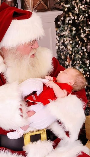 Gallery photo 7 of Santa Tom