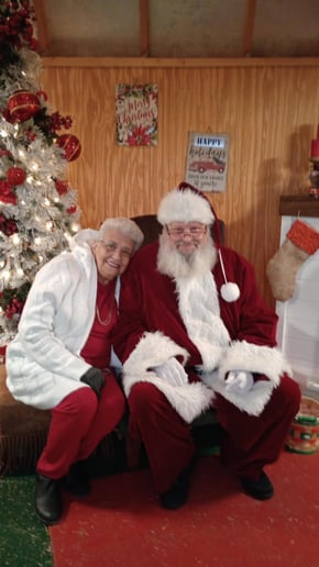 Gallery photo 1 of Santa Tommy