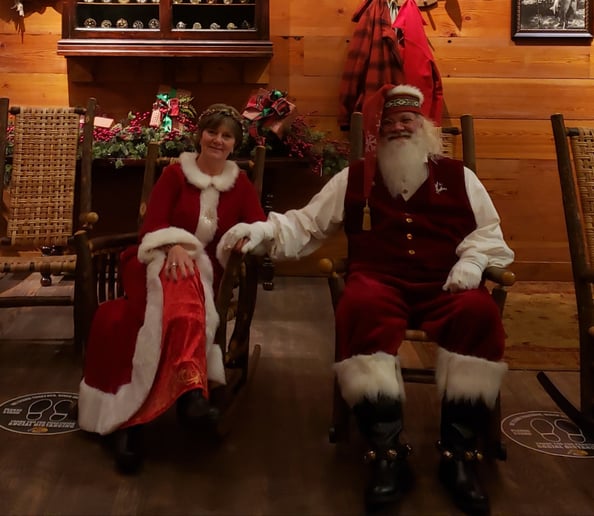 Gallery photo 7 of Santa Tony