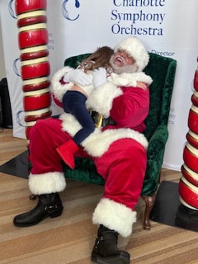 Gallery photo 10 of Santa Tony