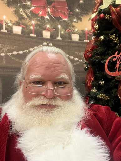 Gallery photo 5 of Santa Tony