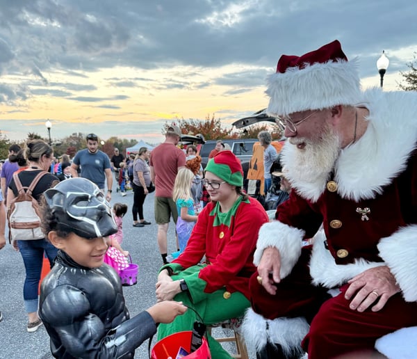 Gallery photo 6 of Santa Tony