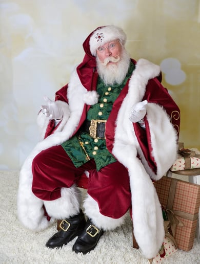 Gallery photo 19 of Santa True