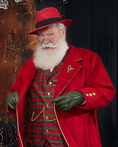 Gallery photo 2 of Santa True