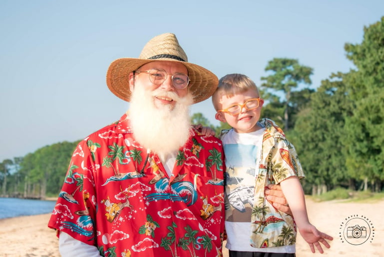 Gallery photo 8 of Santa Ty and Karyn Claus