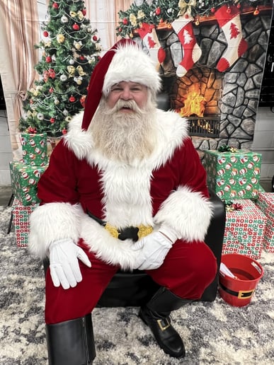 Gallery photo 1 of Santa Wade