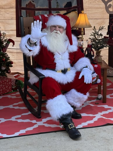 Gallery photo 8 of Santa Wade