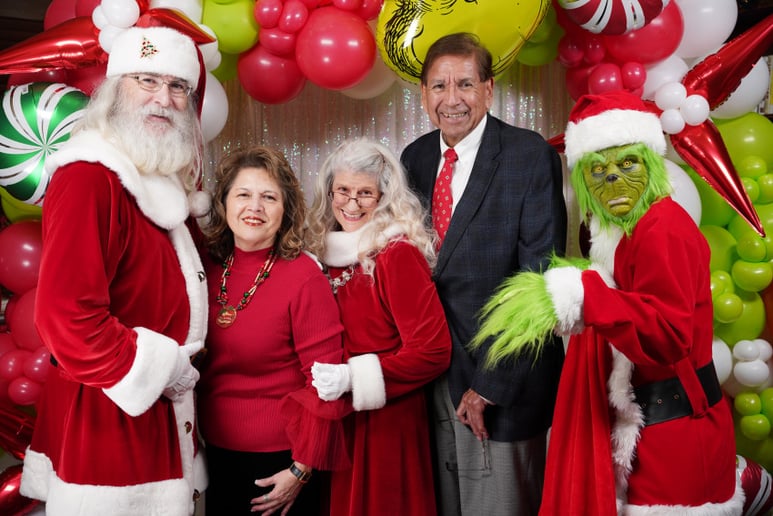 Gallery photo 13 of Santa Wade Wells