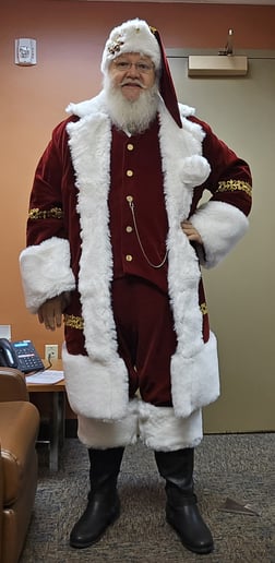 Gallery photo 2 of Santa Wayne