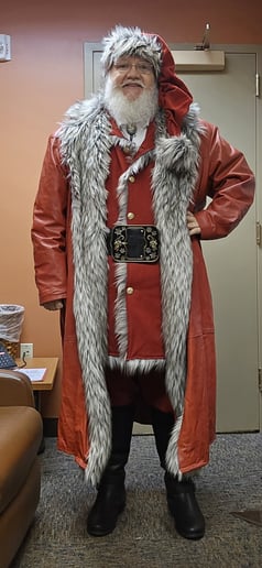 Gallery photo 3 of Santa Wayne