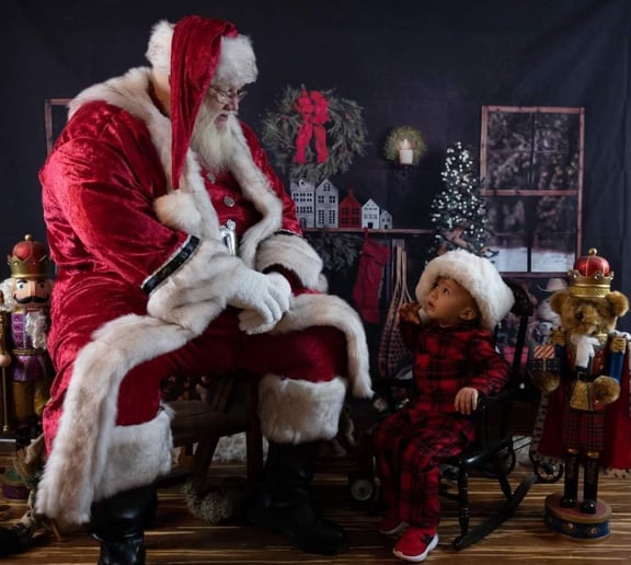 Gallery photo 7 of Santa Wayne