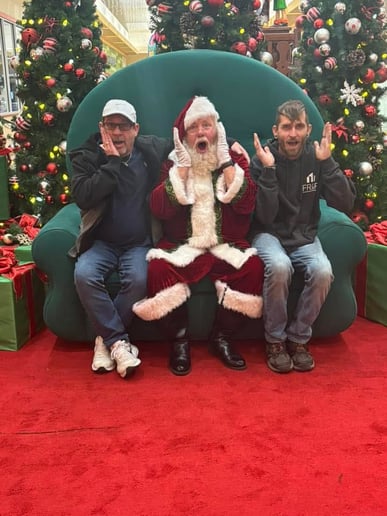 Gallery photo 7 of Santa Wayne